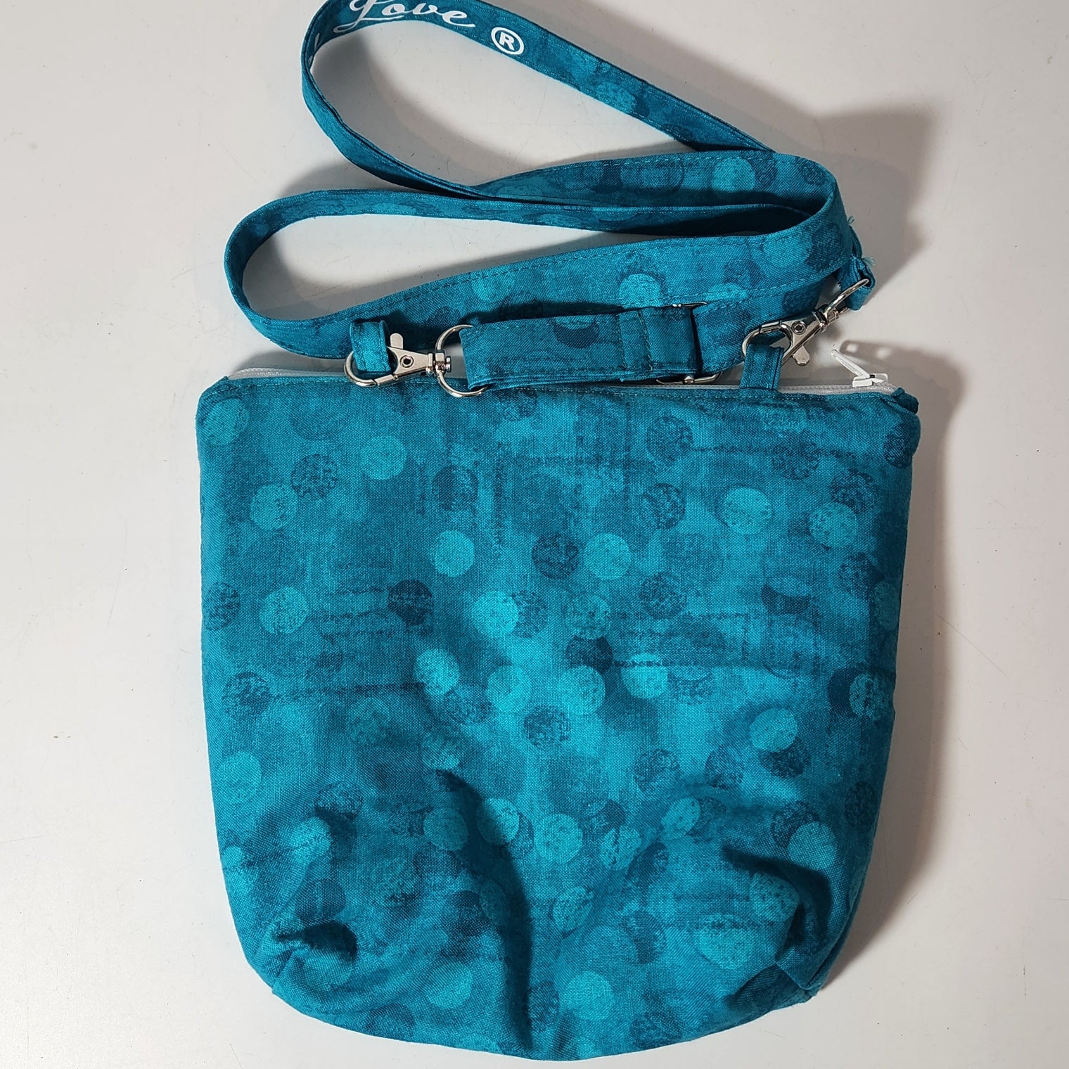 Crossover Bonding Pouches
