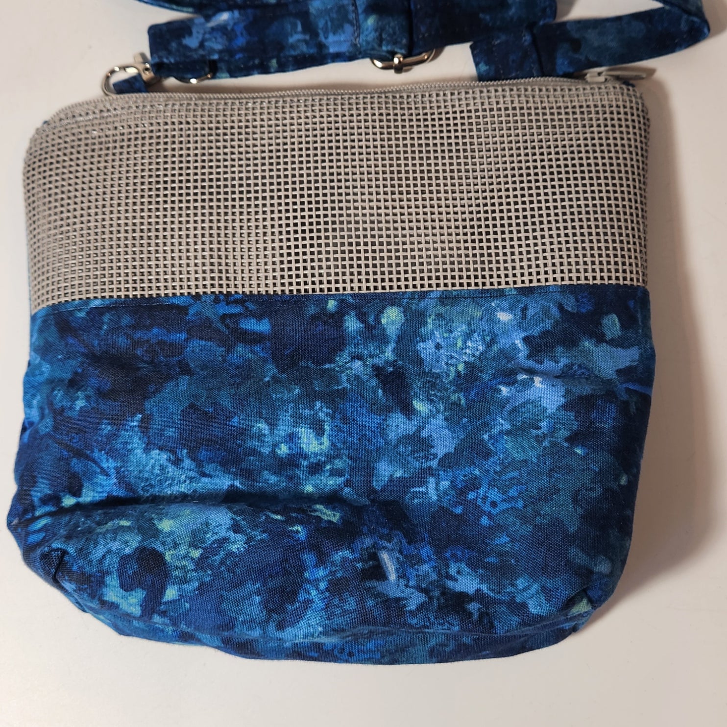 Crossover Bonding Pouches